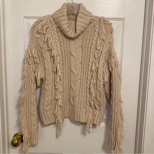 Cream Turtle Neck Sweater🤎